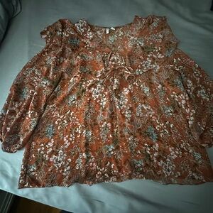 Floral Rust Women's Top NWOT